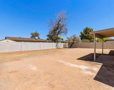 3316 E Helena Drive - Photo Thumbnail 11