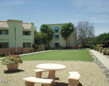 12221 W Bell Road - Photo Thumbnail 9