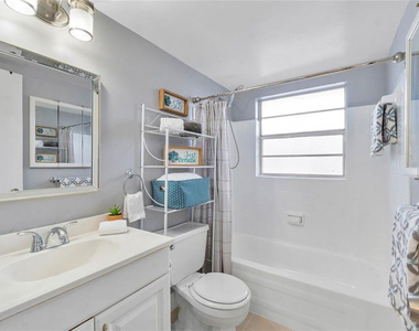 7500 Nw 5th Court - Photo Thumbnail 6