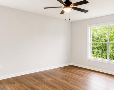4890 48th Avenue - Photo Thumbnail 13