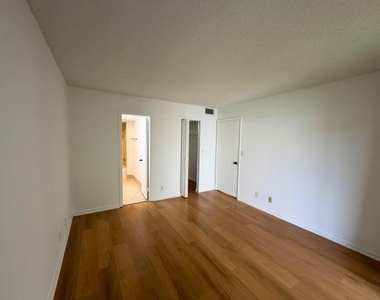 1244 S Military Trail - Photo Thumbnail 12
