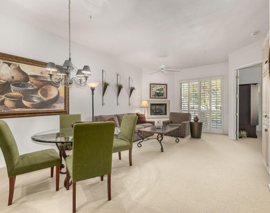 8270 N Hayden Road - Photo Thumbnail 10