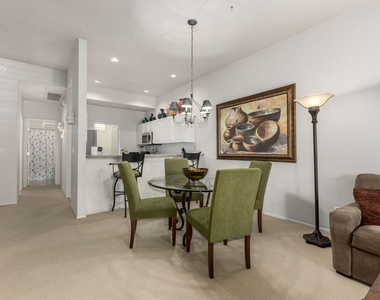 8270 N Hayden Road - Photo Thumbnail 11