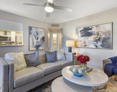 17031 N 11th Avenue - Photo Thumbnail 1