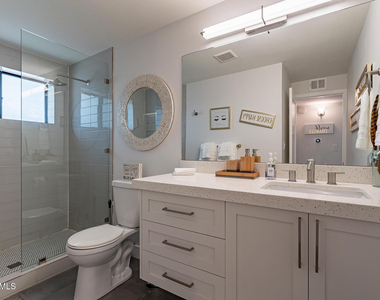 4351 N 36th Street - Photo Thumbnail 15
