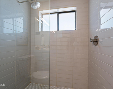4351 N 36th Street - Photo Thumbnail 14
