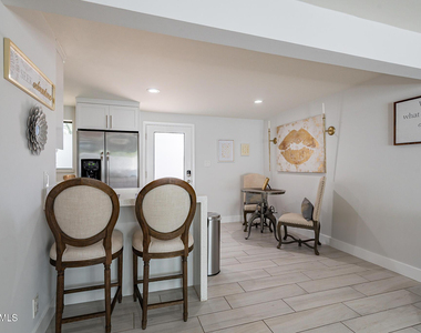 4351 N 36th Street - Photo Thumbnail 2