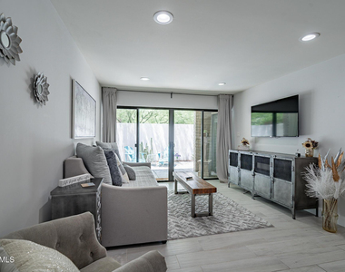 4351 N 36th Street - Photo Thumbnail 16