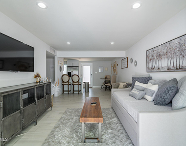 4351 N 36th Street - Photo Thumbnail 18