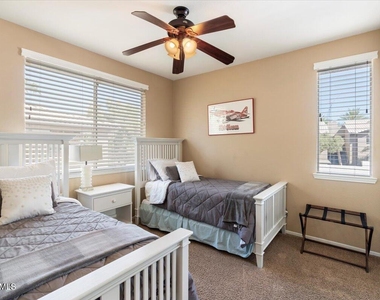 7009 E Acoma Drive - Photo Thumbnail 11