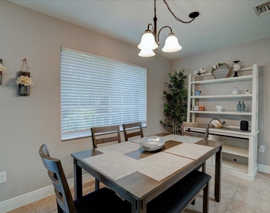 6633 Old Farm Trail - Photo Thumbnail 9