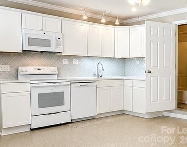 19625 Denae Lynn Drive - Photo Thumbnail 4