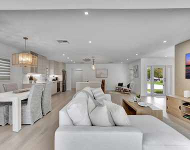 530 Nw 14th Street - Photo Thumbnail 15