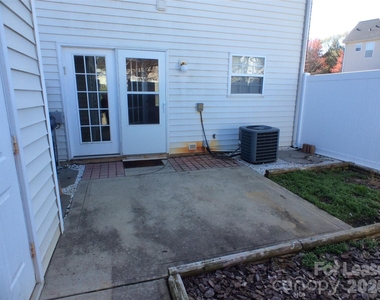 18040 Delmas Drive - Photo Thumbnail 27