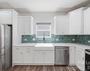 5041 Mooreland Oaks Way - Photo Thumbnail 23