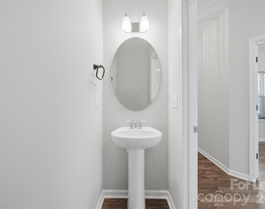 5041 Mooreland Oaks Way - Photo Thumbnail 6