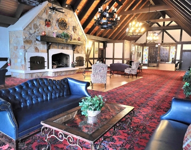 3710 Inverrary Drive - Photo Thumbnail 5