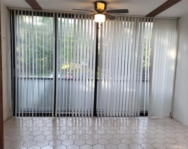 3710 Inverrary Drive - Photo Thumbnail 13