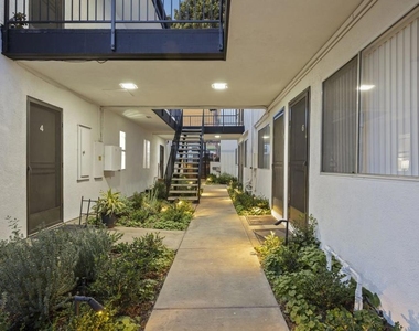 1381 E Santa Clara Street - Photo Thumbnail 1