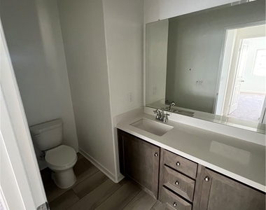 24024 Roybal - Photo Thumbnail 16