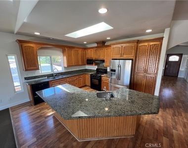 16611 Mcpherson - Photo Thumbnail 9