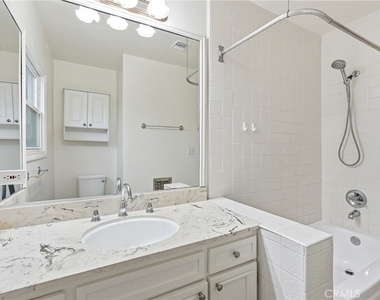 15853 Romar - Photo Thumbnail 6