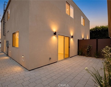 5222 Strohm Avenue - Photo Thumbnail 21