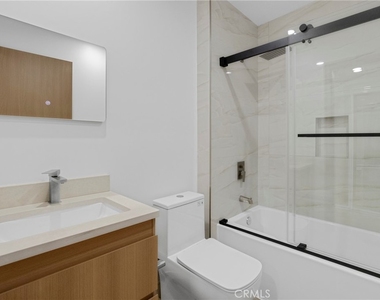 5222 Strohm Avenue - Photo Thumbnail 17