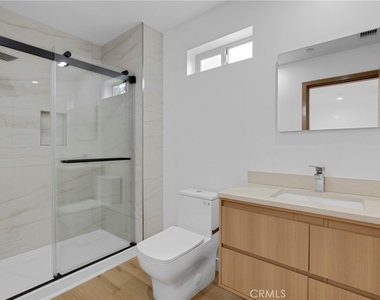 5222 Strohm Avenue - Photo Thumbnail 15
