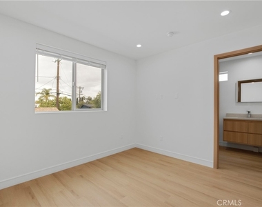 5222 Strohm Avenue - Photo Thumbnail 13