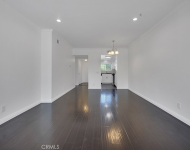 17847 Beneda Ln - Photo Thumbnail 8