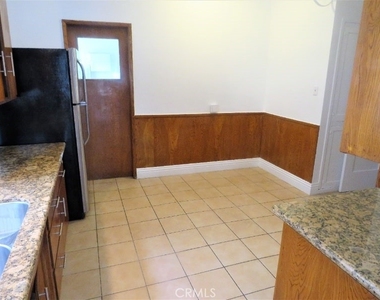227 S Gale Drive - Photo Thumbnail 10
