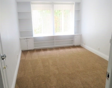 227 S Gale Drive - Photo Thumbnail 16