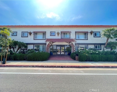 2115 Placentia Avenue - Photo Thumbnail 24