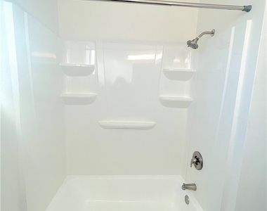 2115 Placentia Avenue - Photo Thumbnail 10