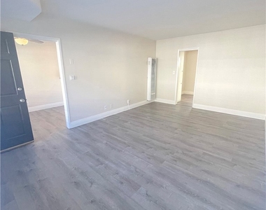 2115 Placentia Avenue - Photo Thumbnail 1
