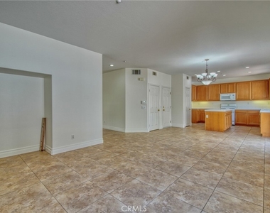 1565 Orwell - Photo Thumbnail 5
