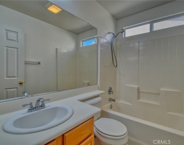 1565 Orwell - Photo Thumbnail 13
