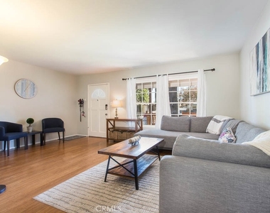 16907 Marlin Place - Photo Thumbnail 12