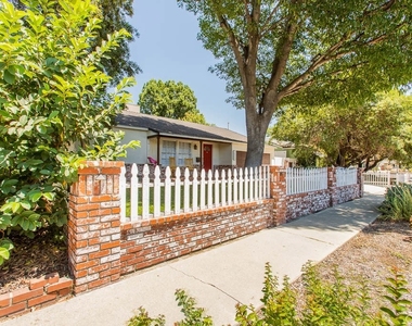 16907 Marlin Place - Photo Thumbnail 1