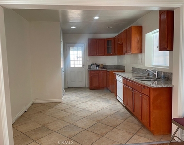 44624 Cedar Avenue - Photo Thumbnail 5