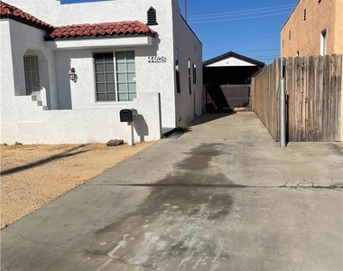 44624 Cedar Avenue - Photo Thumbnail 7