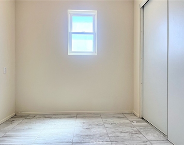 17601 Sycamore Lane - Photo Thumbnail 40