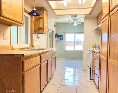 17601 Sycamore Lane - Photo Thumbnail 15