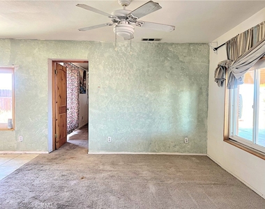 17601 Sycamore Lane - Photo Thumbnail 10