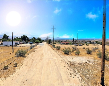 17601 Sycamore Lane - Photo Thumbnail 58
