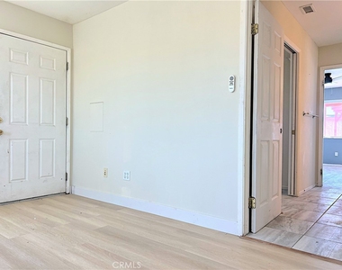 17601 Sycamore Lane - Photo Thumbnail 44