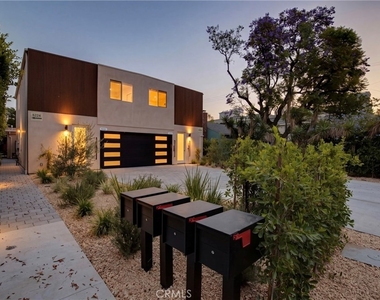 5220 Strohm Avenue - Photo Thumbnail 23