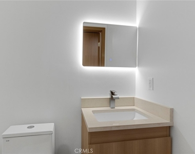 5220 Strohm Avenue - Photo Thumbnail 10