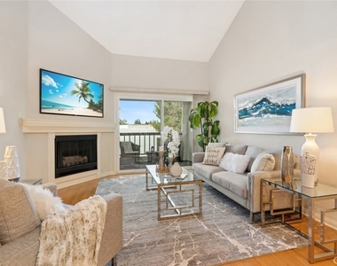 5500 Owensmouth Avenue - Photo Thumbnail 6